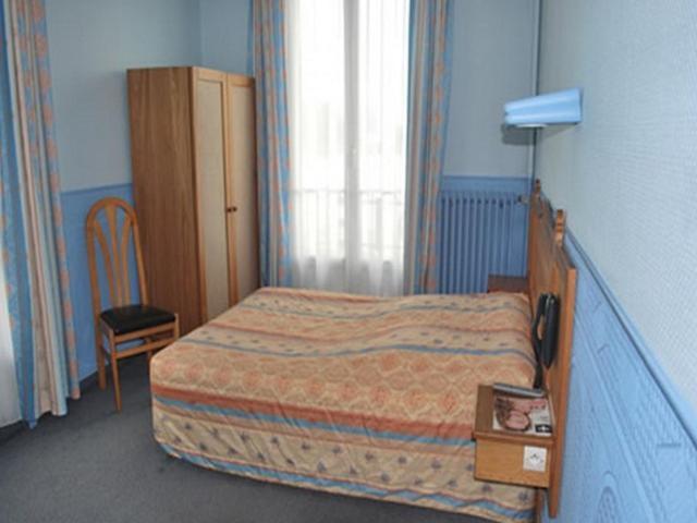 Logis Hotel & Restaurant - Le Normandie Caudebec-en-Caux Kamer foto