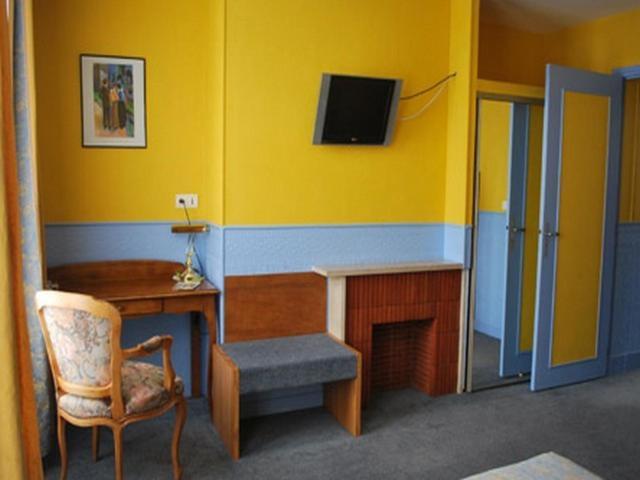 Logis Hotel & Restaurant - Le Normandie Caudebec-en-Caux Buitenkant foto