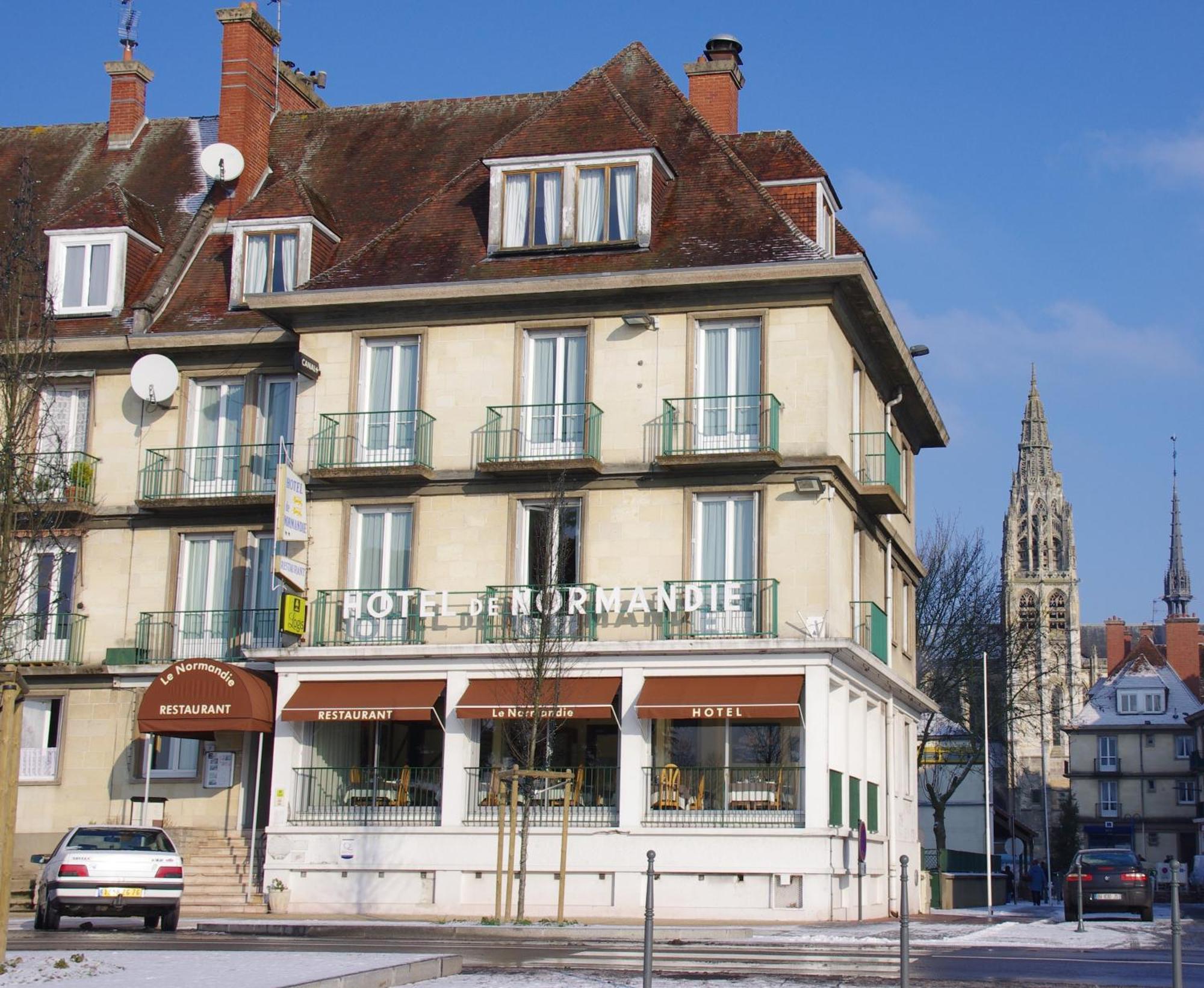 Logis Hotel & Restaurant - Le Normandie Caudebec-en-Caux Buitenkant foto